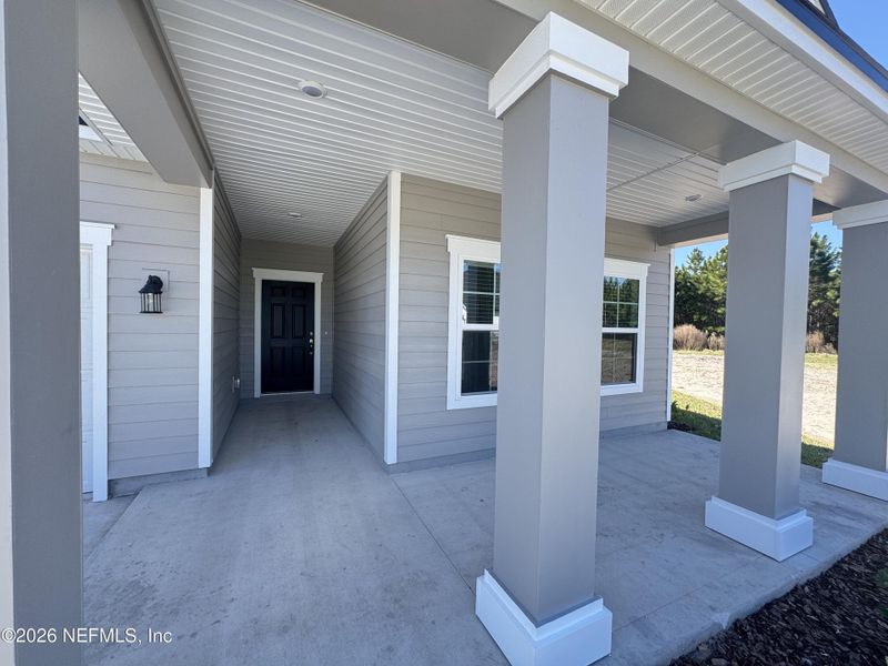 Exterior details and patio area of a home in Hyland Trail, Green Cove Springs (Image 21).