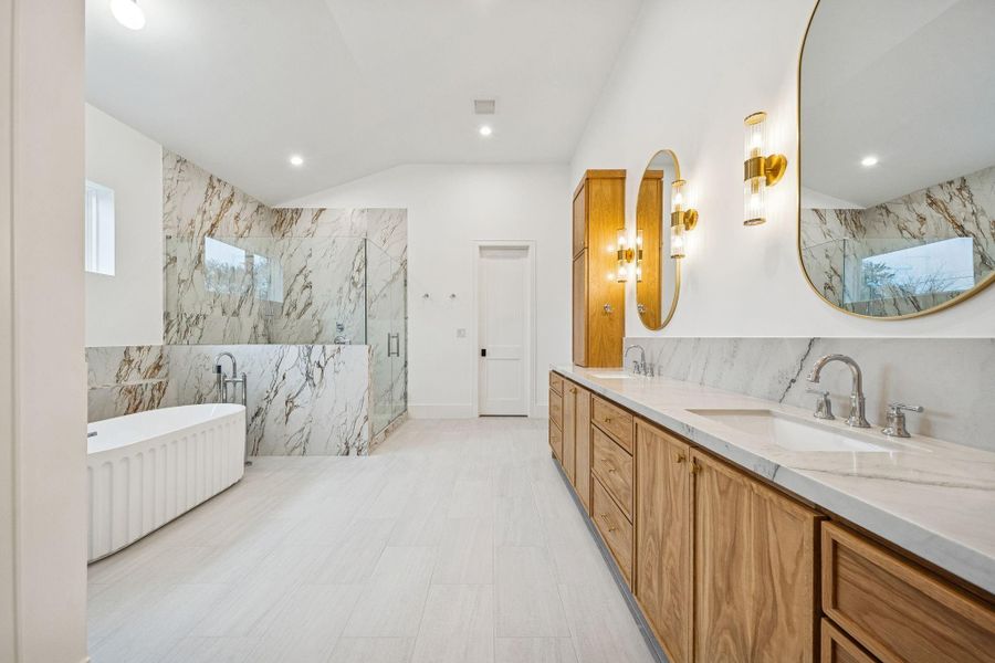 Furnished interior view inside a new home in , Bellaire (Image 6).