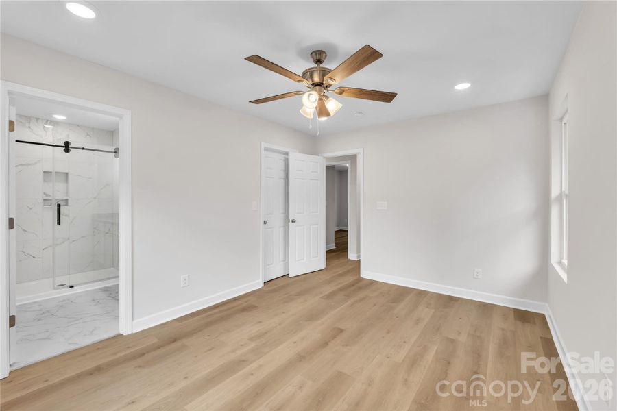 Spacious, unfurnished interior of a new home in , Statesville (Image 35).