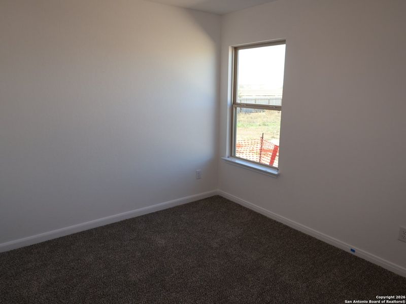 Spacious, unfurnished interior of a new home in Meadows at Clear Springs, New Braunfels (Image 19).