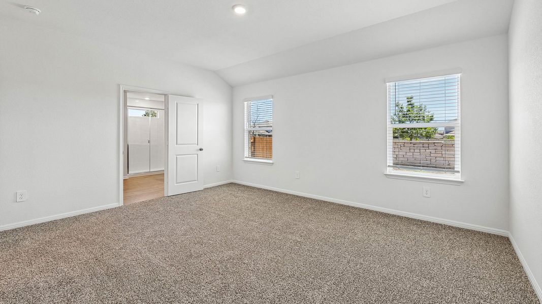 Spacious, unfurnished interior of a new home in Bar W Ranch, Leander (Image 32).