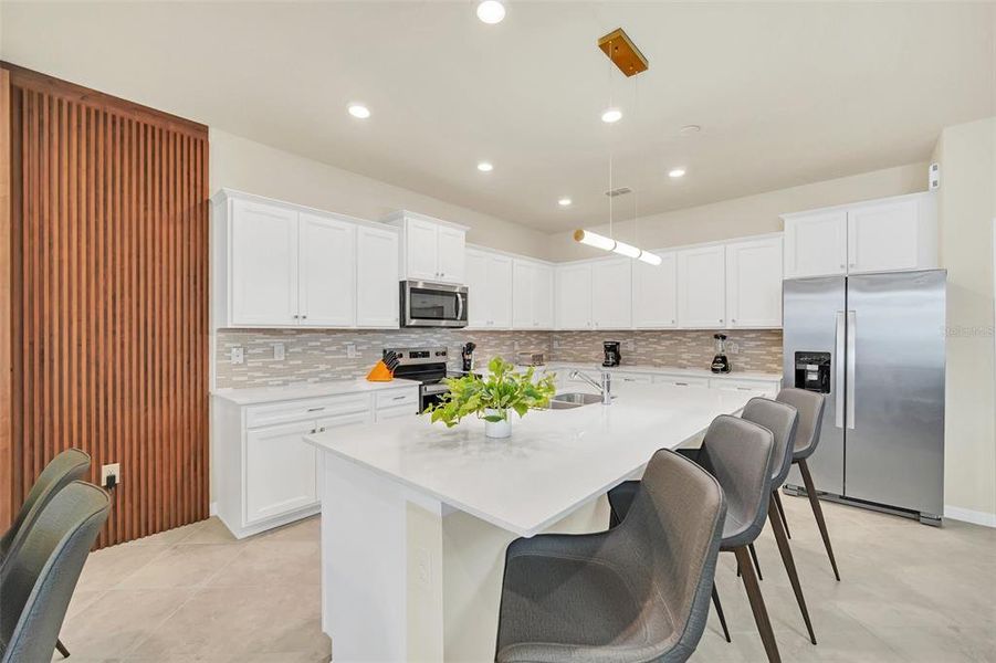 Furnished interior view inside a new home in , Clermont (Image 4).