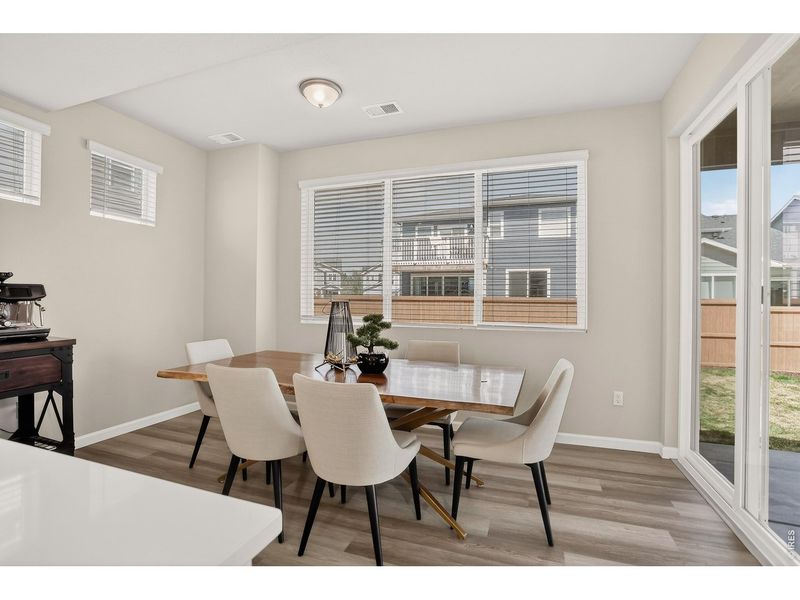 Furnished interior view inside a new home in Mountain Brook, Longmont (Image 9).