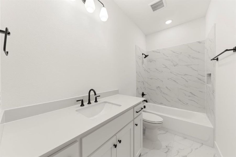 52. 3209 Canonero - 5TH Bath