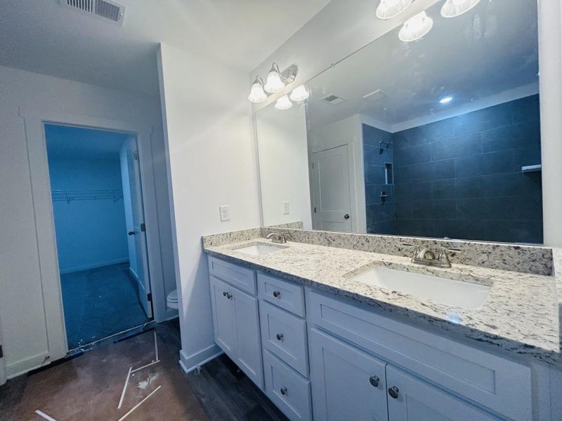 Image 23 of a home in Sutton's Landing.