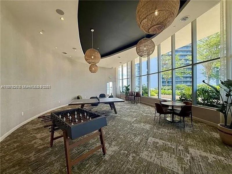 Community amenities in , Miami (Image 20).