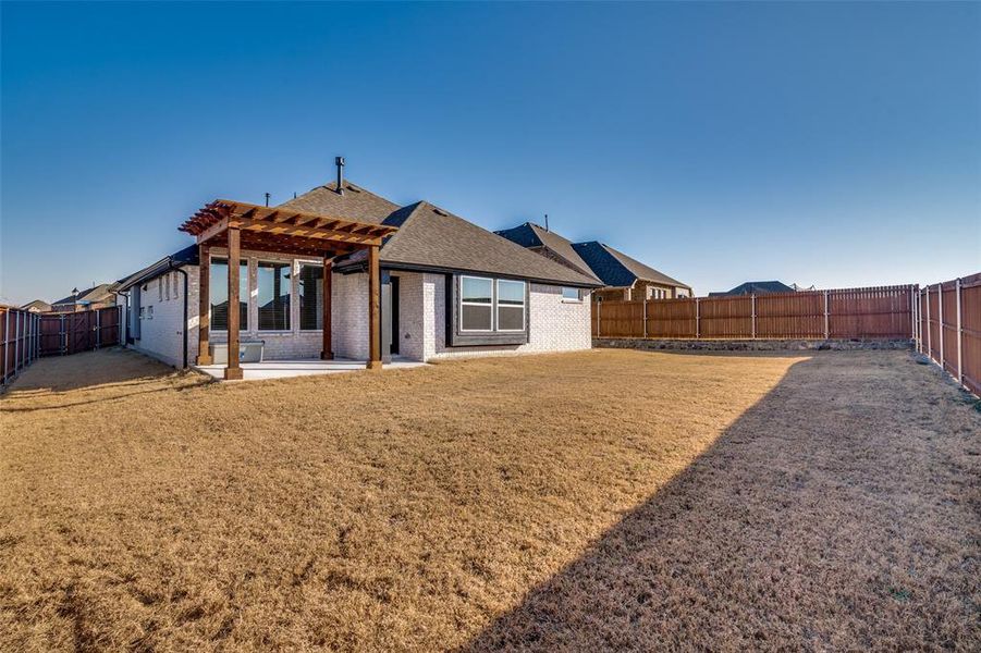 Exterior details and patio area of a home in , Crandall (Image 23).