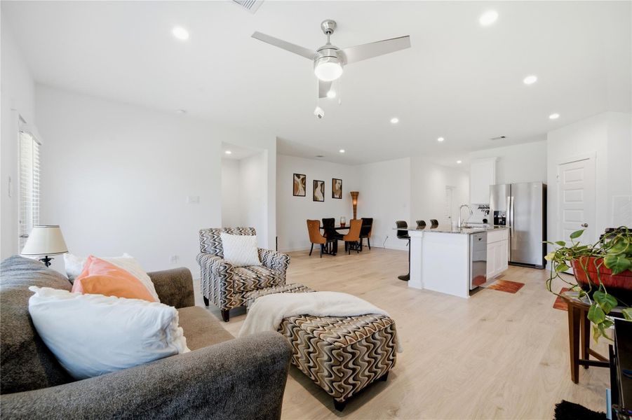 Furnished interior view inside a new home in Sorrento, Richmond (Image 5).