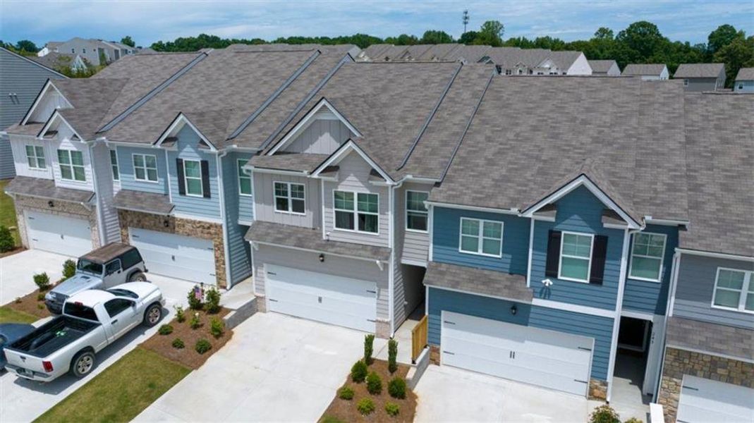 Image 42 of a home in Rolling Meadows.