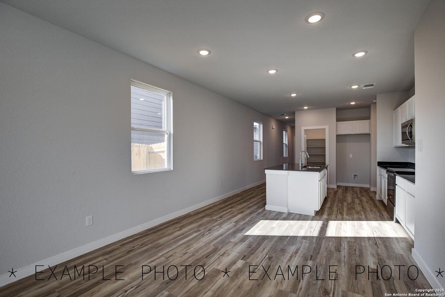 Image 21 of a home in Spring Creek.