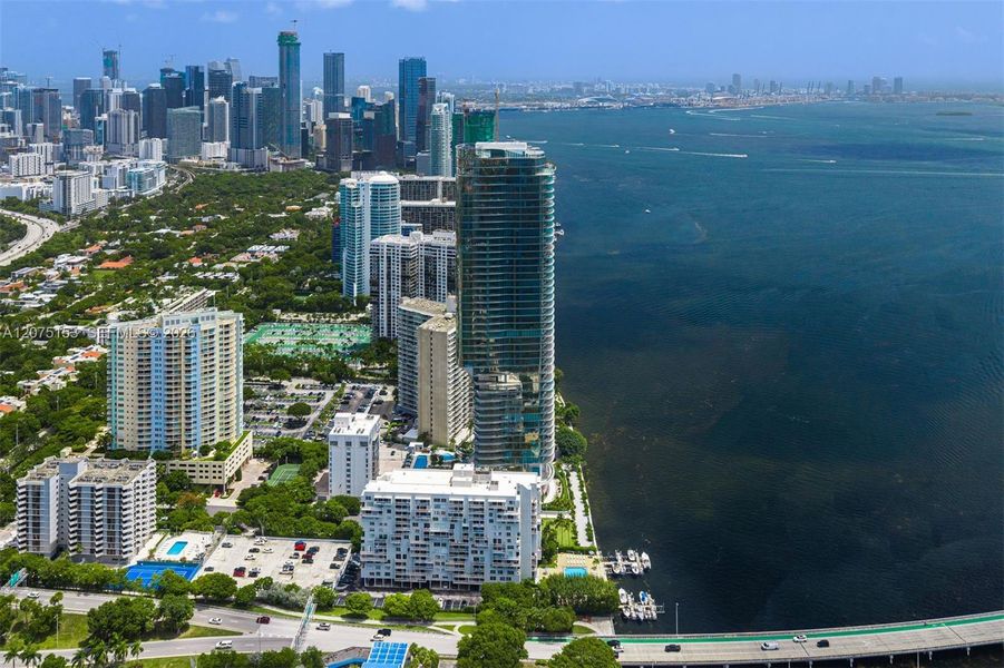 UNA Residences Brickell. One or more photos have been virtually staged. UNA Residences Brickell. One or more photos have been virtually staged.
