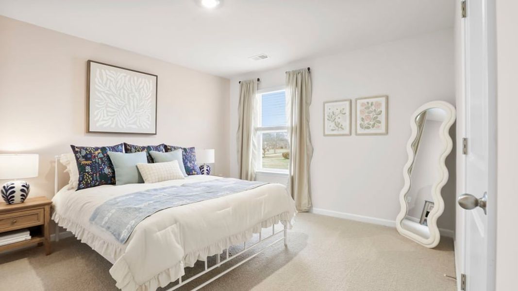 Representative furnished interior of a home built from the Salem by D.R. Horton in Palmetto Valley, Anderson (Image 29).