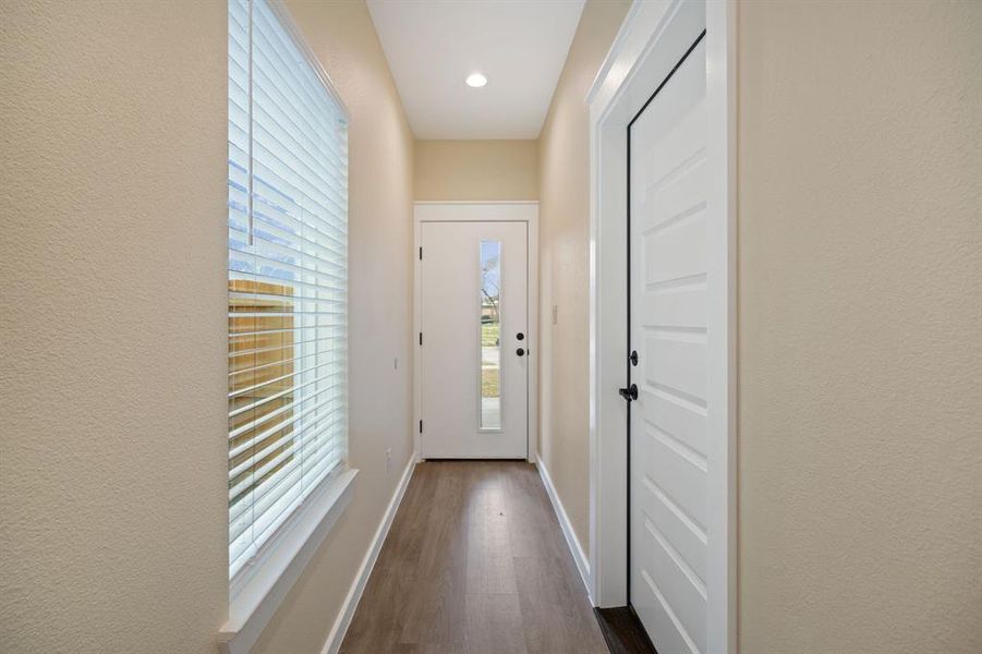 Spacious, unfurnished interior of a new home in , Dallas (Image 22).