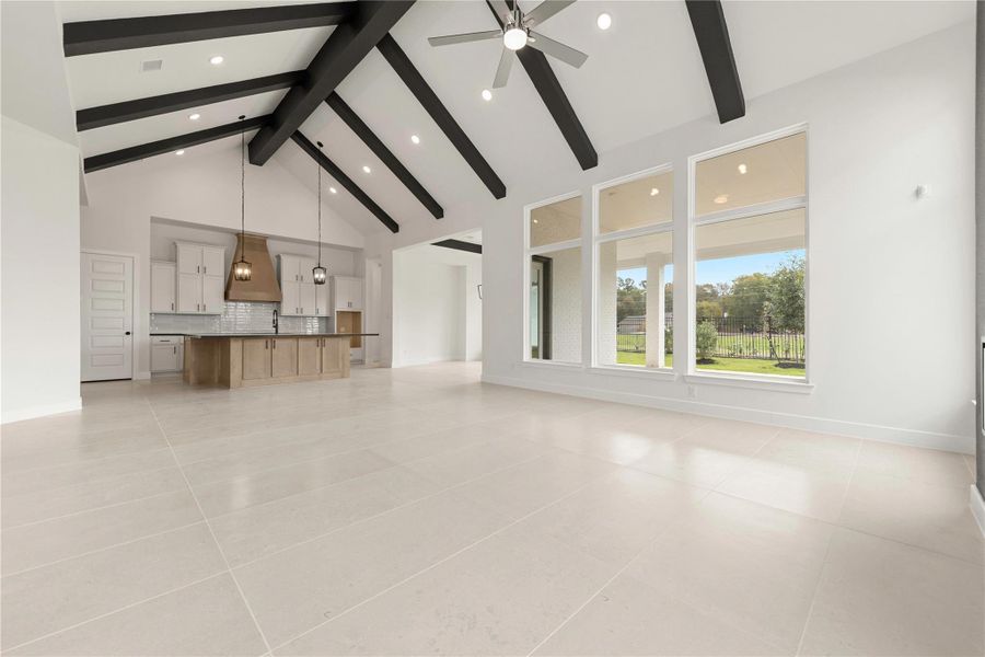 Spacious, unfurnished interior of a new home in ARTAVIA®, Conroe (Image 14).