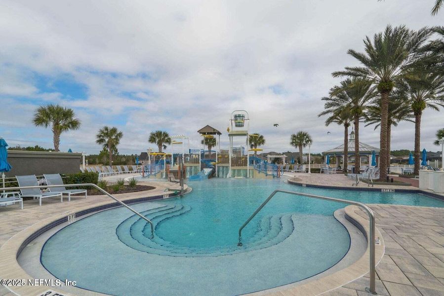 Community amenities in Beacon Lake, St. Augustine (Image 38).