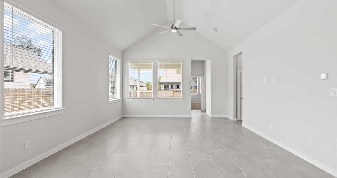 Spacious, unfurnished interior of a new home in Village at Three Oaks, Seguin (Image 11). Spacious, unfurnished interior of a new home in Village at Three Oaks, Seguin (Image 11).