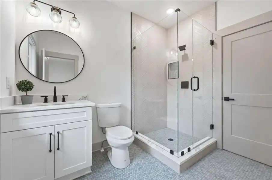 Furnished interior view inside a new home in , Hull (Image 40).