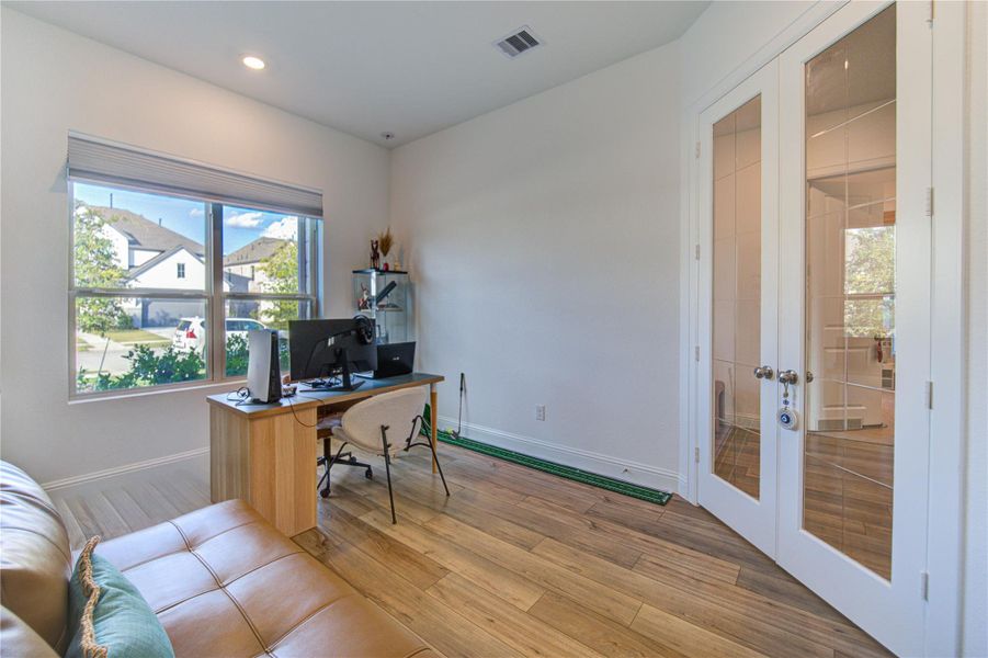 Furnished interior view inside a new home in Jordan Ranch: Vista Collection, Fulshear (Image 8).