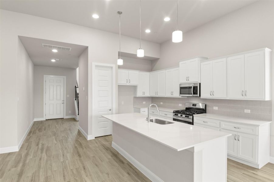 Furnished interior view inside a new home in Cross Creek, Cedar Park (Image 9).