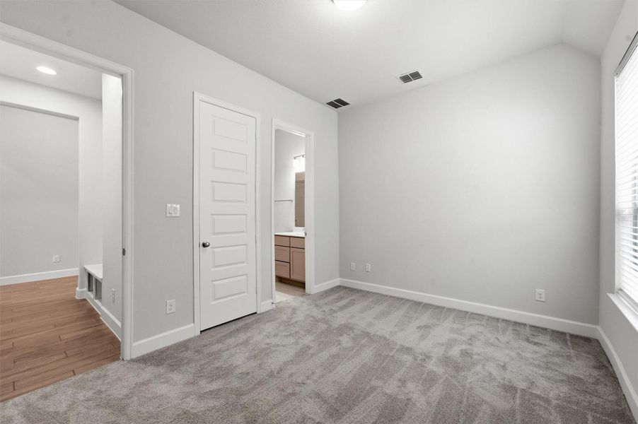 Spacious, unfurnished interior of a new home in Riceland, Mont Belvieu (Image 32). Spacious, unfurnished interior of a new home in Riceland, Mont Belvieu (Image 32).
