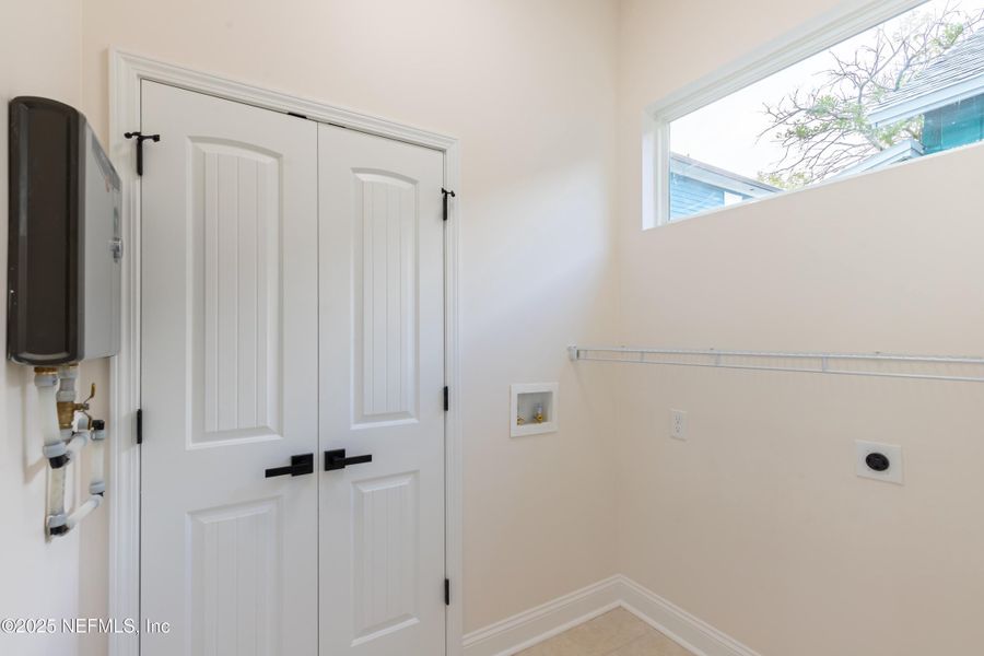 Spacious, unfurnished interior of a new home in , Jacksonville (Image 12). Spacious, unfurnished interior of a new home in , Jacksonville (Image 12).