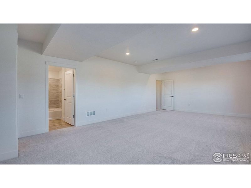 Spacious, unfurnished interior of a new home in Vantage, Berthoud (Image 37). Spacious, unfurnished interior of a new home in Vantage, Berthoud (Image 37).