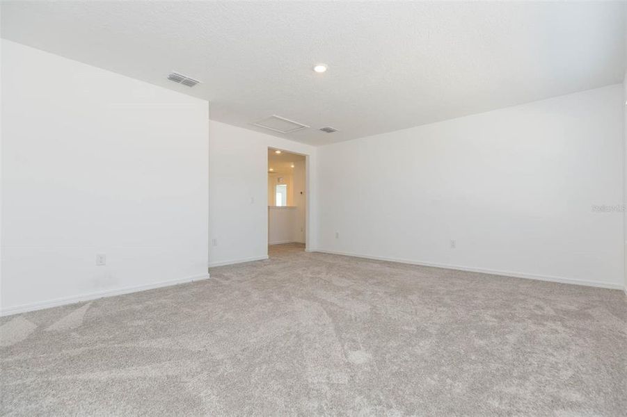 Spacious, unfurnished interior of a new home in Valri Forest, Valrico (Image 50). Spacious, unfurnished interior of a new home in Valri Forest, Valrico (Image 50).