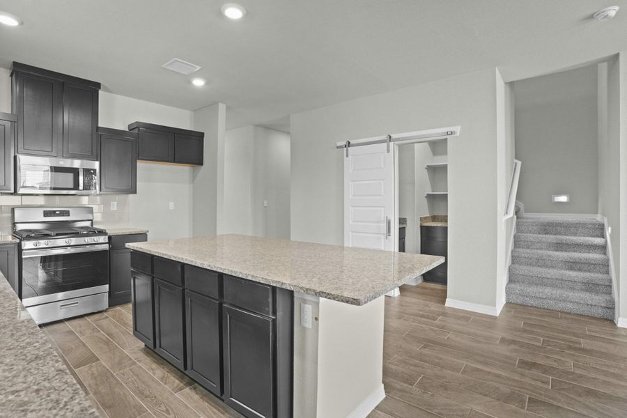 Furnished interior view inside a new home in Campo Del Sol, El Paso (Image 5).
