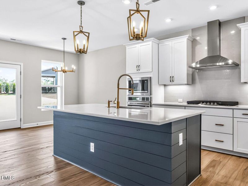 019-1280x960-kitchen