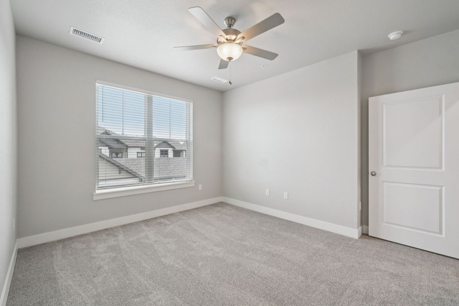 Spacious, unfurnished interior of a new home in Highlands at Fox Hill, Longmont (Image 12). Spacious, unfurnished interior of a new home in Highlands at Fox Hill, Longmont (Image 12).