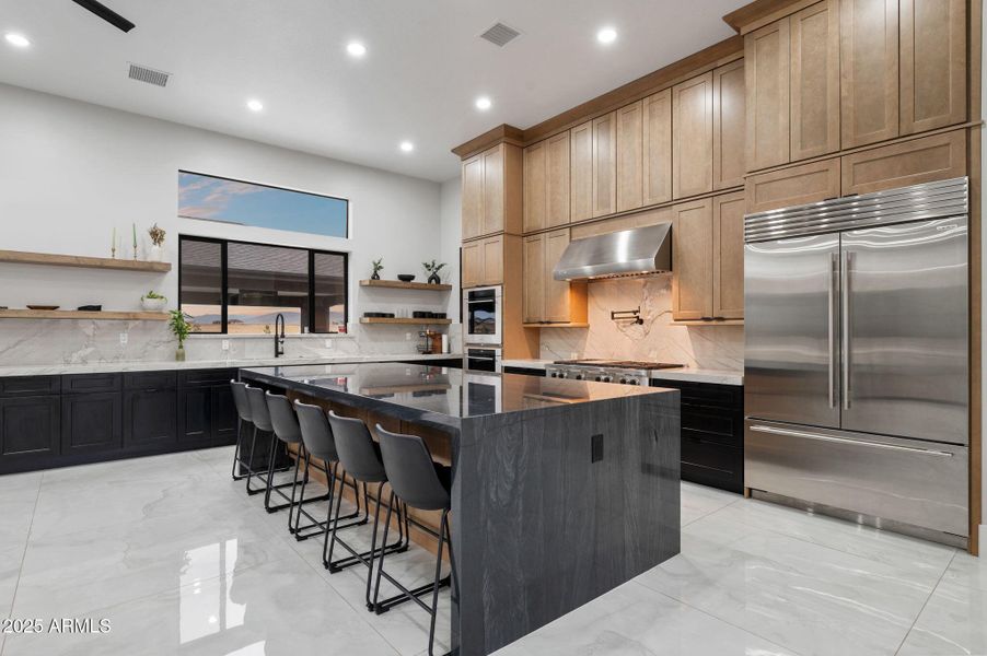 16-Kitchen (2) 16-Kitchen (2)