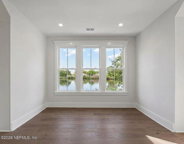 Spacious, unfurnished interior of a new home in , St. Augustine (Image 9).