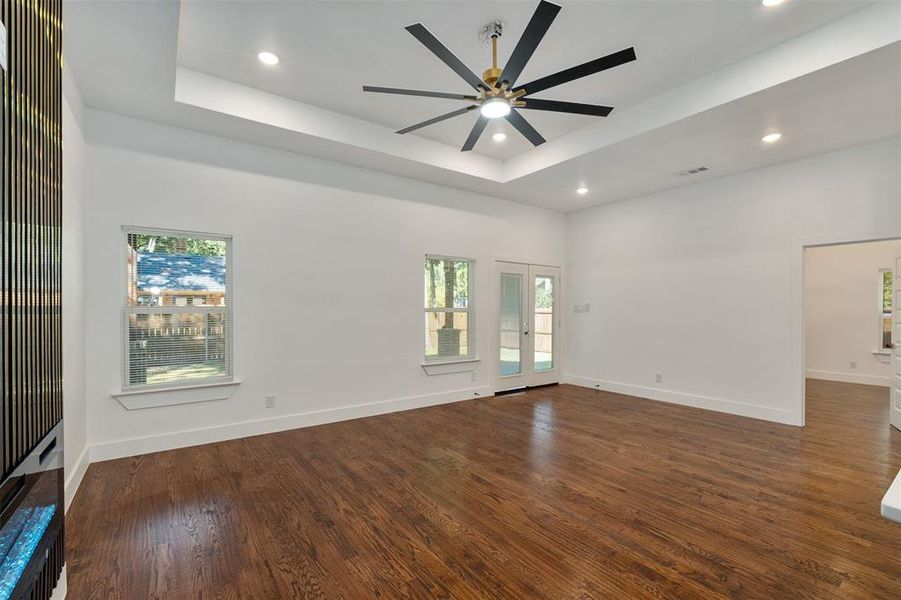 Spacious, unfurnished interior of a new home in , Trinidad (Image 26). Spacious, unfurnished interior of a new home in , Trinidad (Image 26).