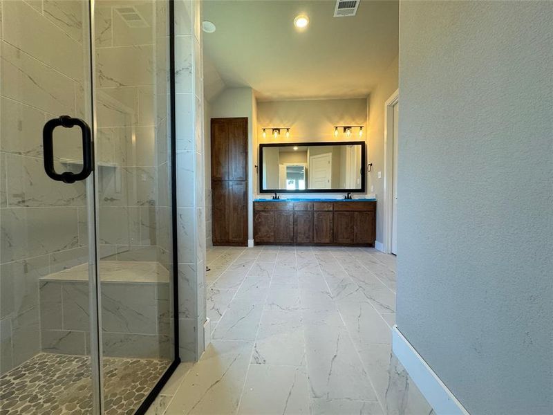 Image 11 of a home in Coyote Crossing. Image 11 of a home in Coyote Crossing.