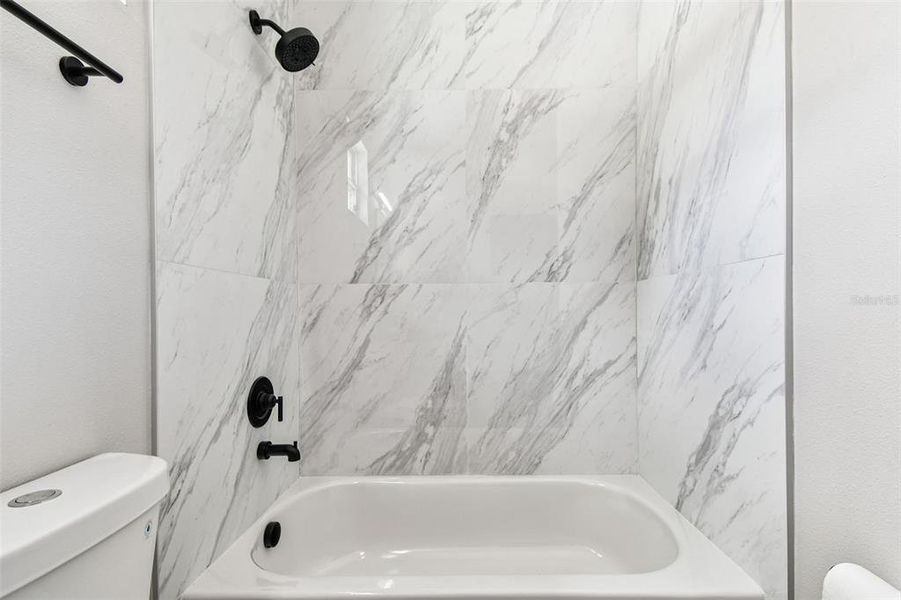 Image 71 of a home in .