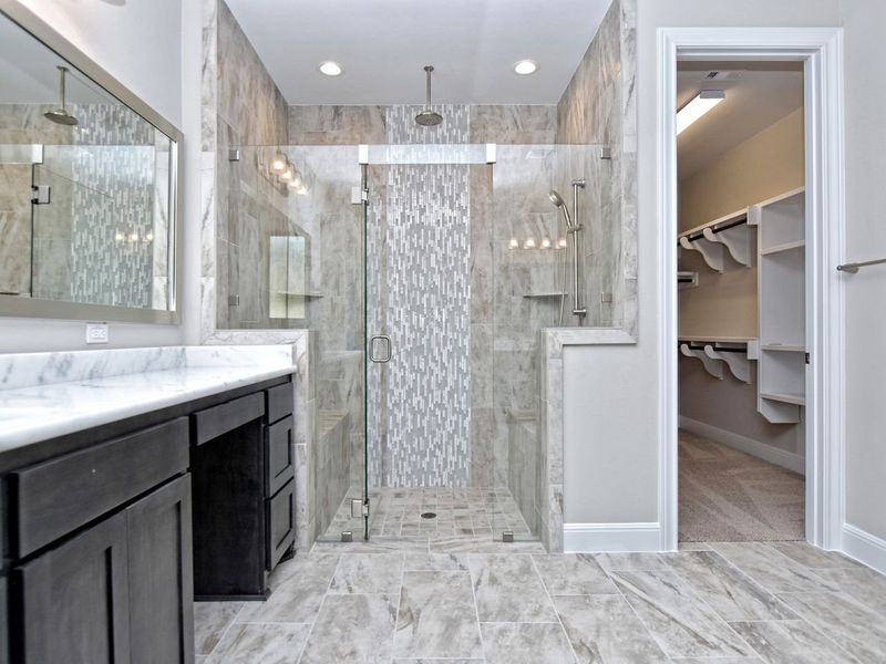 Representative furnished interior of a home built from the San Simeon I by Giddens Homes in Clearwater Ranch, Liberty Hill (Image 281).