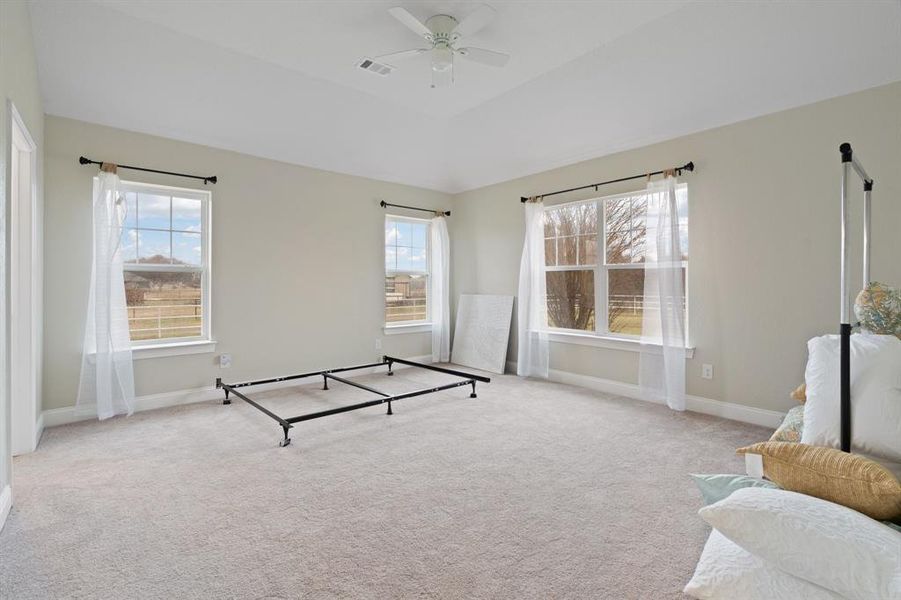 Large Main Bedroom with a Bathroom