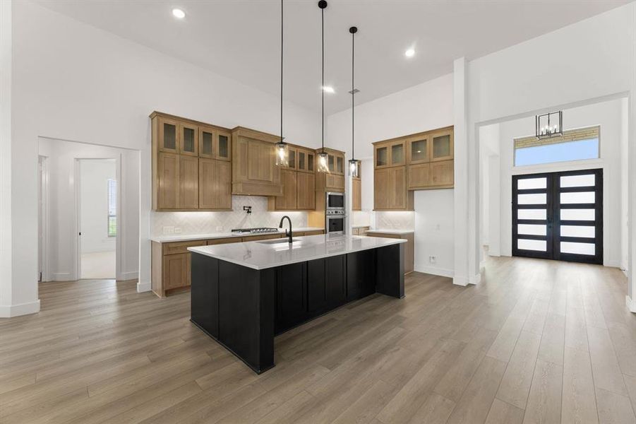241 Broadmoor-Kitchen-2