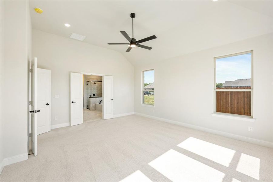 Spacious, unfurnished interior of a new home in Sunset Ridge, Alvarado (Image 17). Spacious, unfurnished interior of a new home in Sunset Ridge, Alvarado (Image 17).