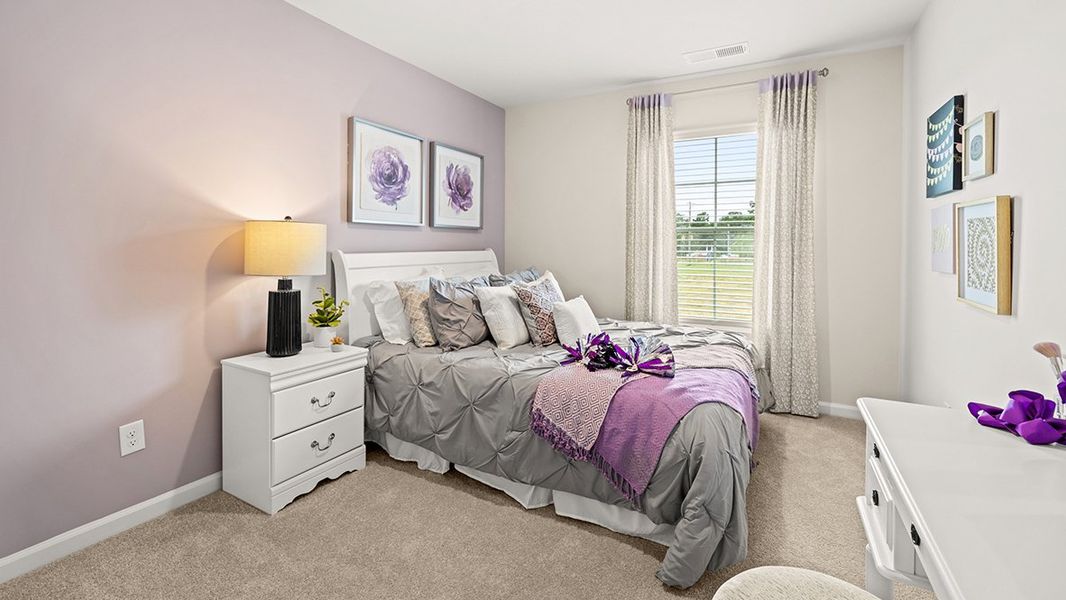 Representative furnished interior of a home built from the Cabral by D.R. Horton in Poplar Preserve, Newnan (Image 22).