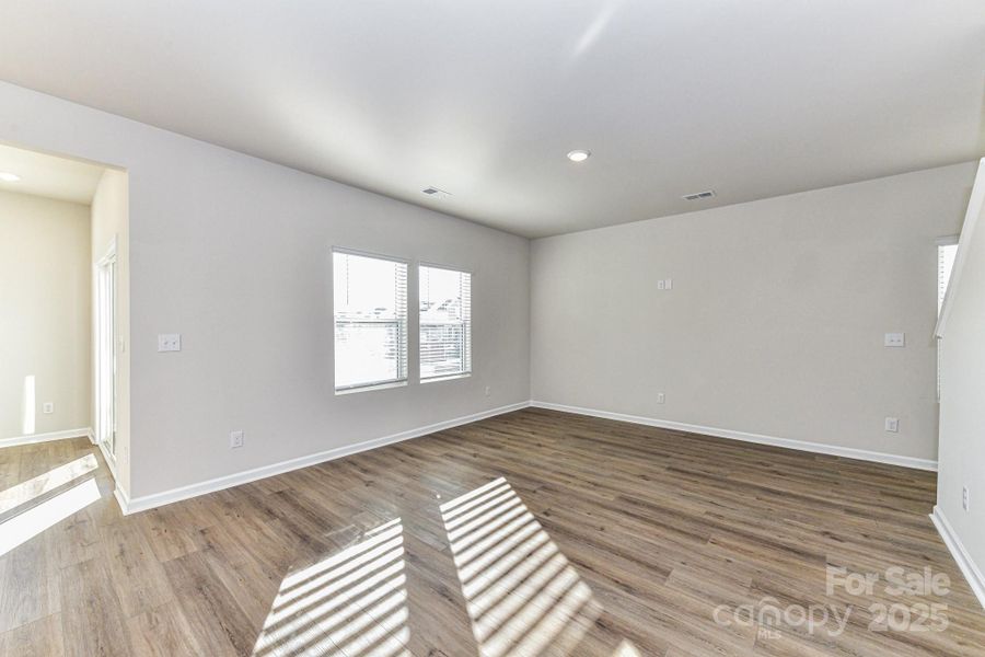 Spacious, unfurnished interior of a new home in Shepherds Landing, Mooresville (Image 14).