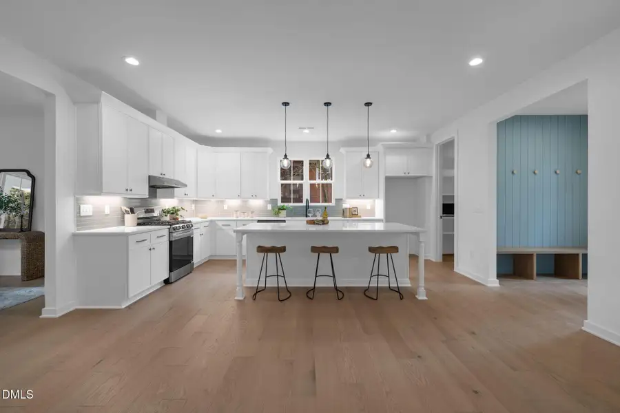 Kitchen + Custom Drop Zone