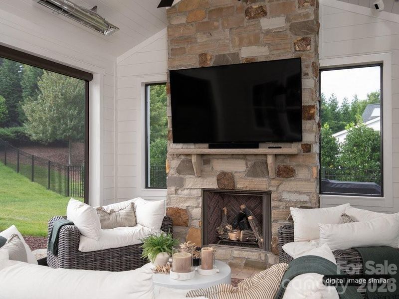 Outdoor covered living space off main living room