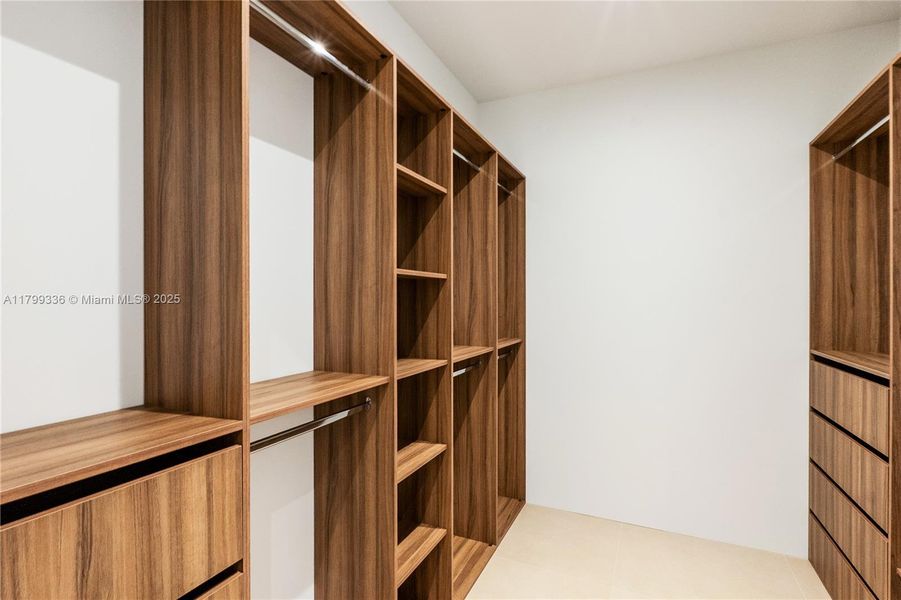 Image 21 of a home in . Image 21 of a home in .