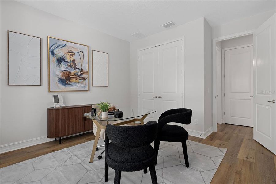Furnished interior view inside a new home in Pine Ridge Estates, Beverly Hills (Image 34).