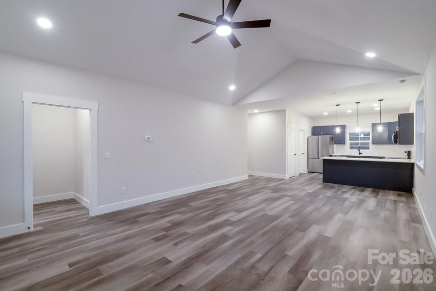Spacious, unfurnished interior of a new home in , Gastonia (Image 12).