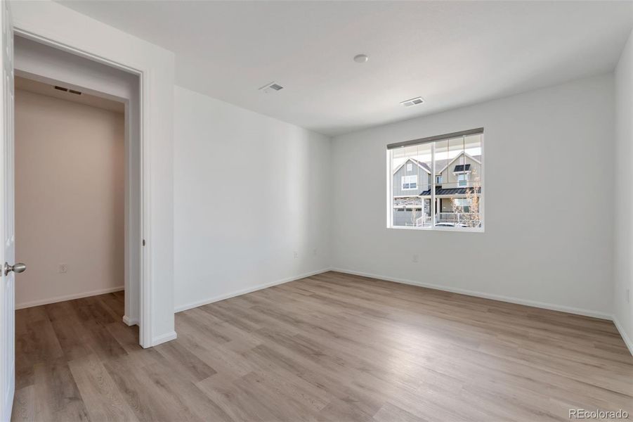 Spacious, unfurnished interior of a new home in , Brighton (Image 24).