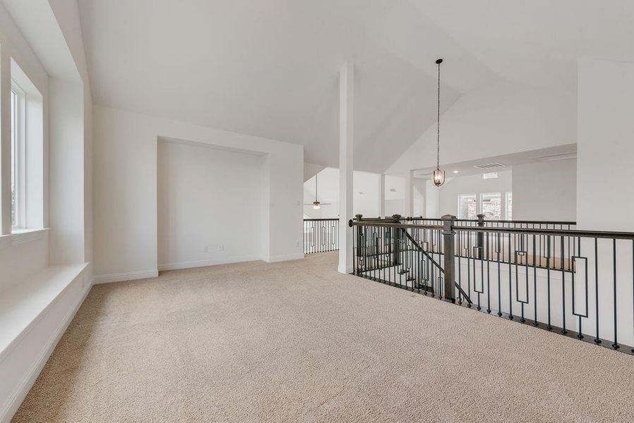 Spacious, unfurnished interior of a new home in Prairie Ridge, Venus (Image 11).