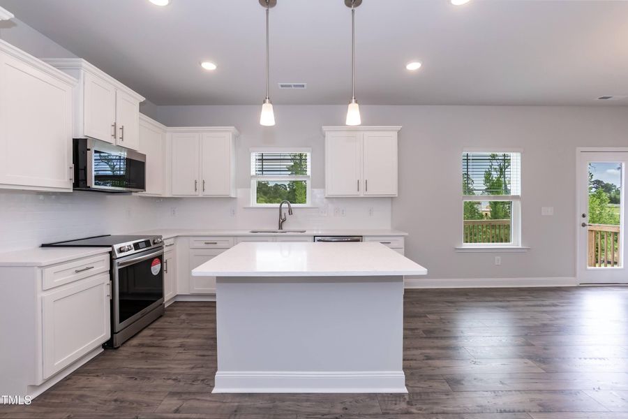 Kitchen 02 Kitchen 02