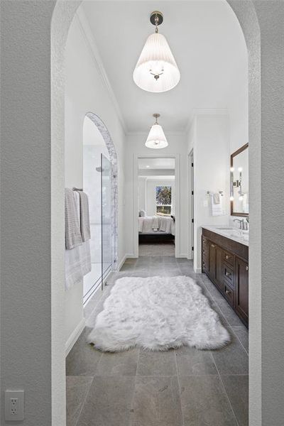 Spacious, unfurnished interior of a new home in SouthBend Estates, Granbury (Image 23).